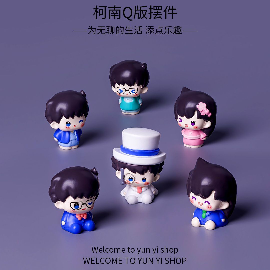 Interior Design Living Room - Statuette in Resina di Detective Conan,