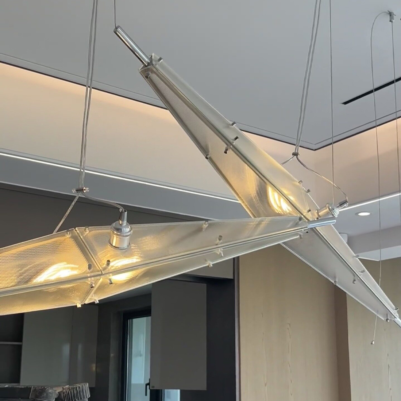 Lampadario in Vetro LED dal De - Interior Design Gold recensione e prezzo